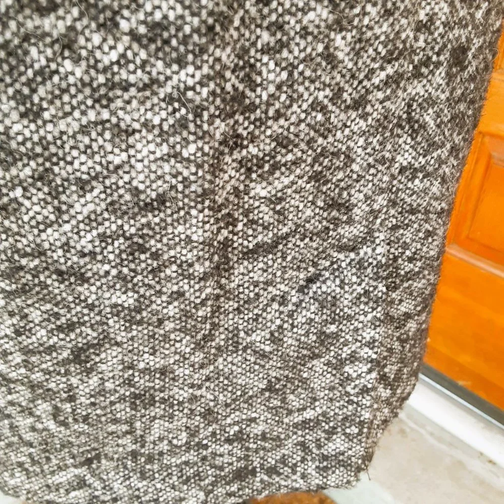 Bowden Wool Blend Skirt 6P with Black Waist Band. Back Slit. Fully Lined - Picture 8 of 11